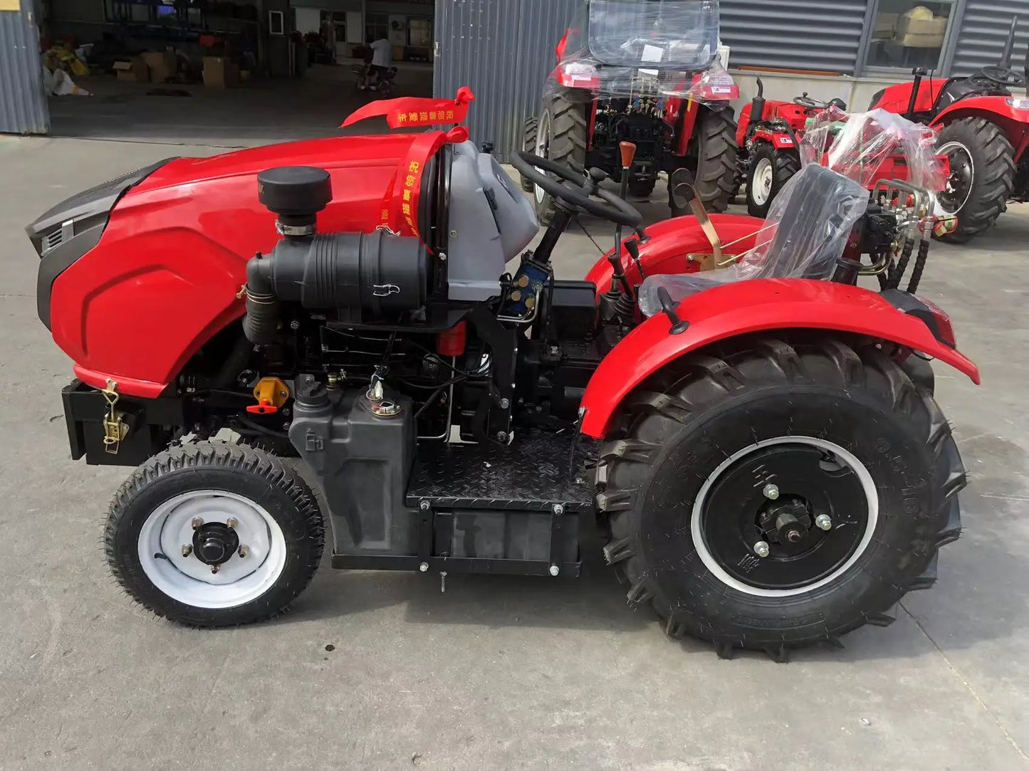 🚜Trattore Agricolo 4x4 - 25HP, 50HP, 60HP, 80HP, 130HP | Compatto e Potente per Ogni Esigenza