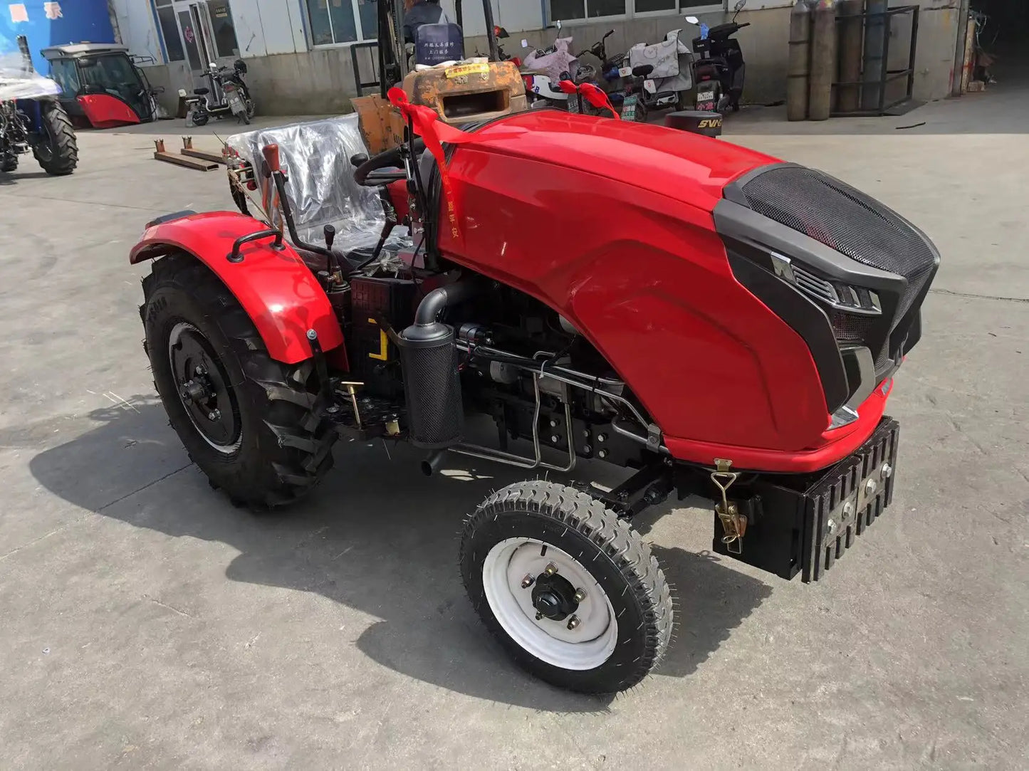 🚜Trattore Agricolo 4x4 - 25HP, 50HP, 60HP, 80HP, 130HP | Compatto e Potente per Ogni Esigenza