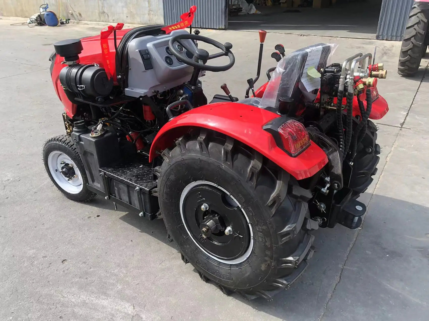 🚜Trattore Agricolo 4x4 - 25HP, 50HP, 60HP, 80HP, 130HP | Compatto e Potente per Ogni Esigenza